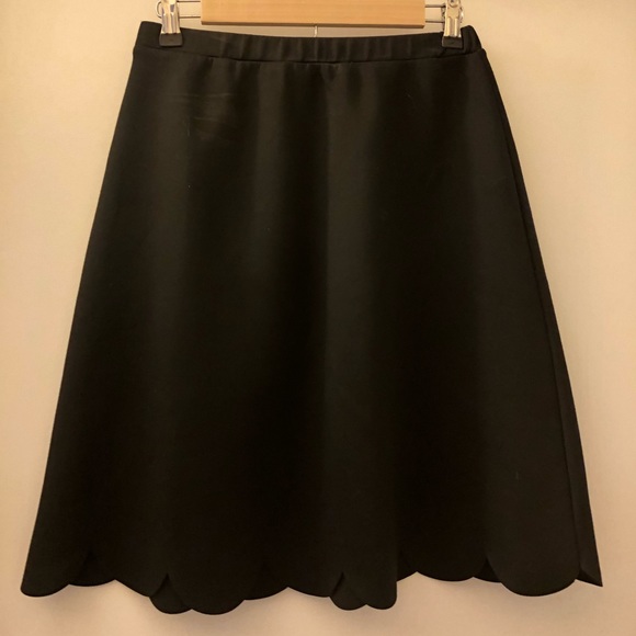 Black dress skirt - Picture 2 of 4